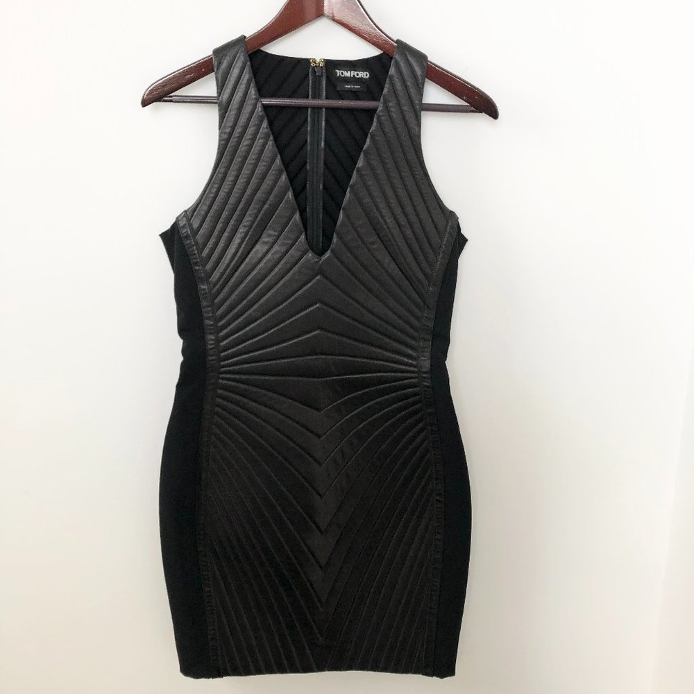 Tom Ford Women's Black Sleeveless Quilted Leather Dress Size 42